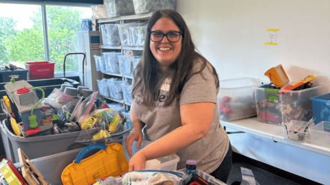 Hannah`s Treasure Chest Volunteer